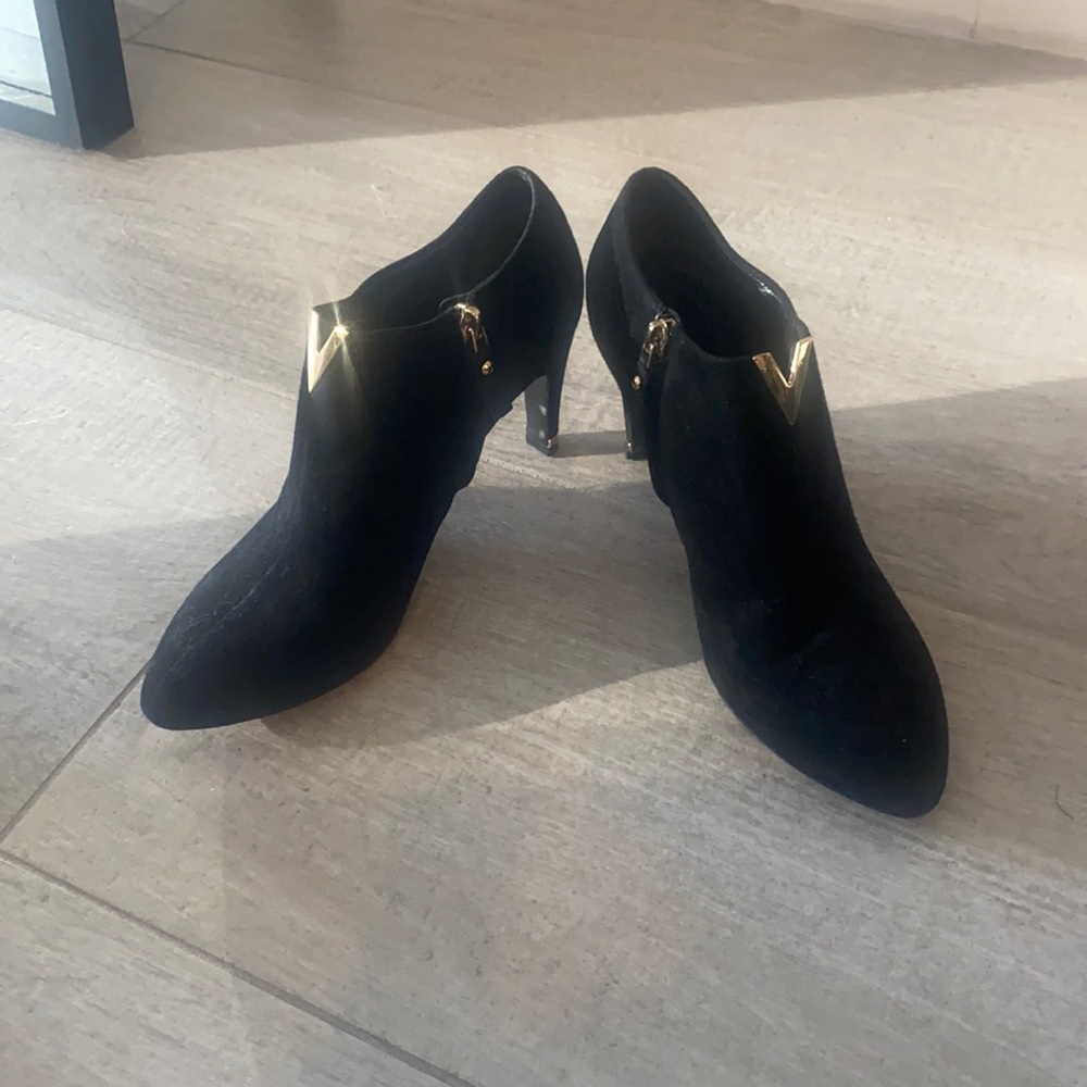 Black Louis Vuitton boots size 8